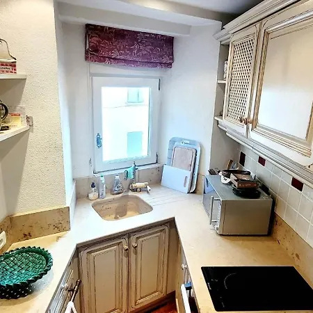 Apartment In The Village Centre - Cogolin